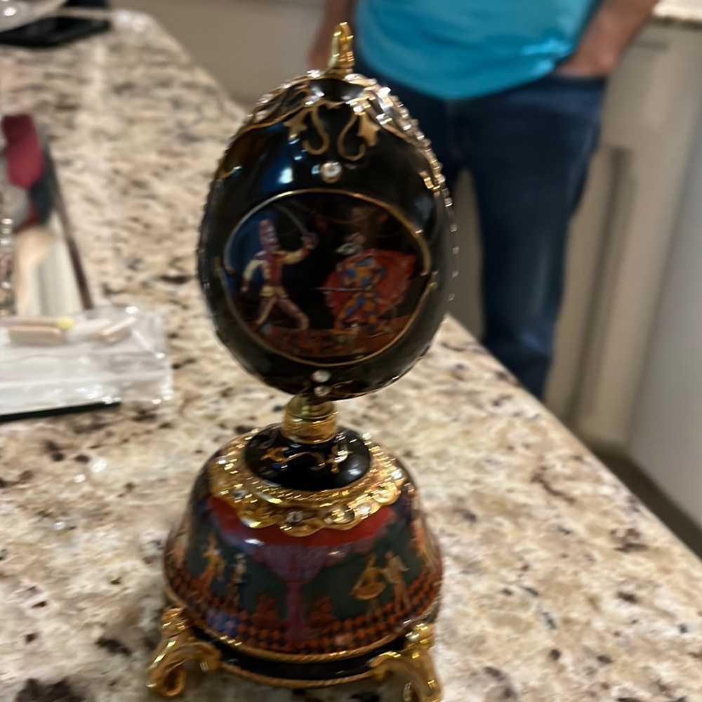 music box by Ardleigh Elliott